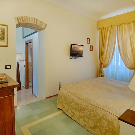 Sabolini Hotel 4*