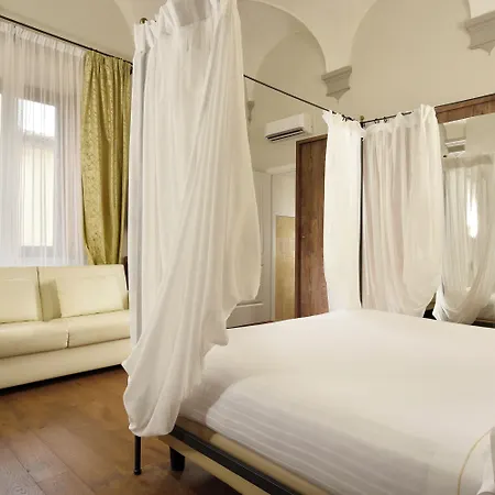Hotel Sabolini